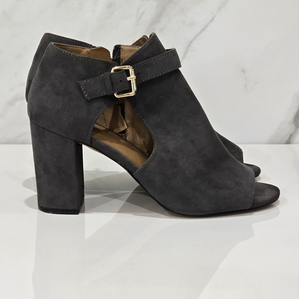 14th & Union Peep toe faux suede block heel booties size 8